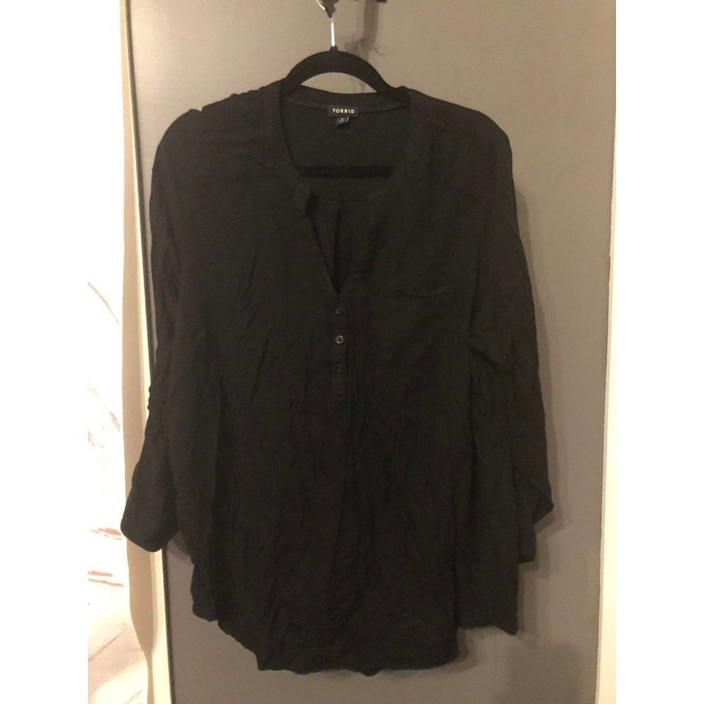 Torrid size 2 solid black blouse top